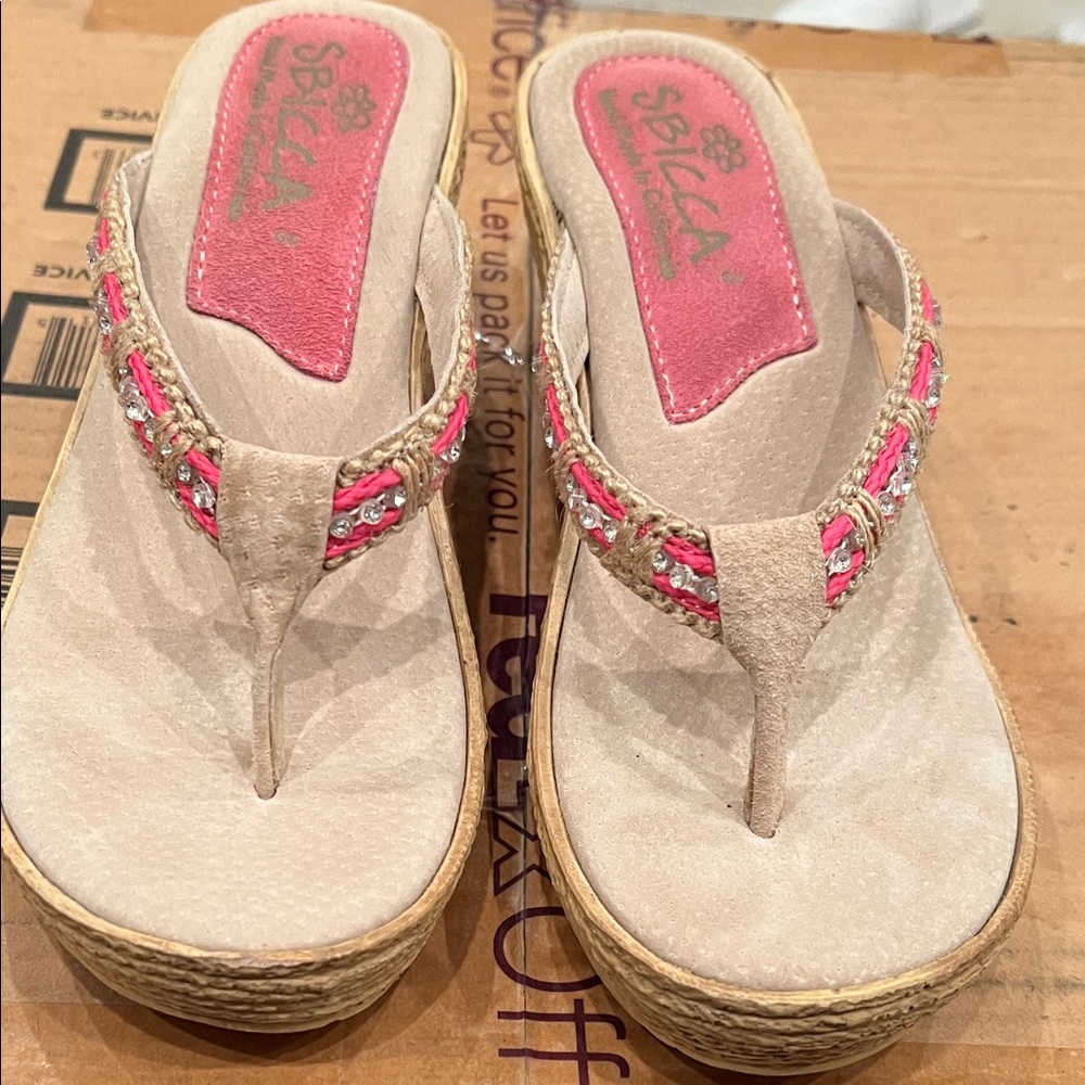 Sbicca Pink and Cream Jeweled Wedge Thong  Sandals Sz 7 1/2 to 8